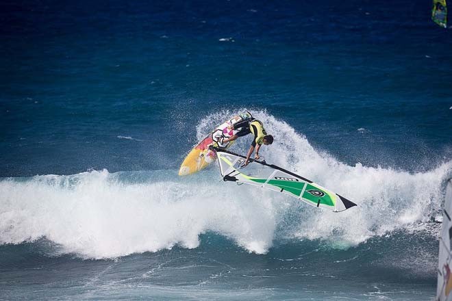 Brawzinho Goitre - 2012 AWT Maui Makani Classic © American Windsurfing Tour http://americanwindsurfingtour.com/